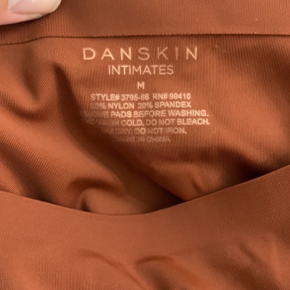 NEW DANSKIN INTIMATES BRA SIZE: M - Picture 3 of 5